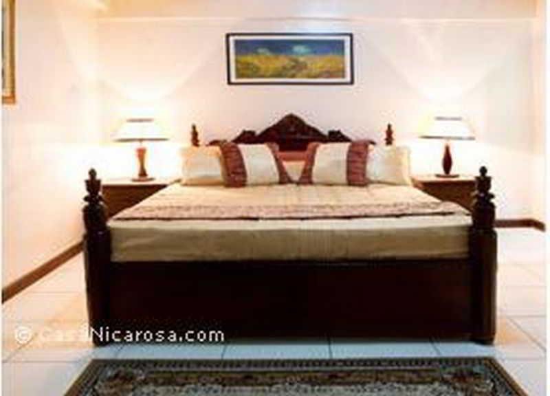 Casa Nicarosa Hotel And Residences Manila Eksteriør billede